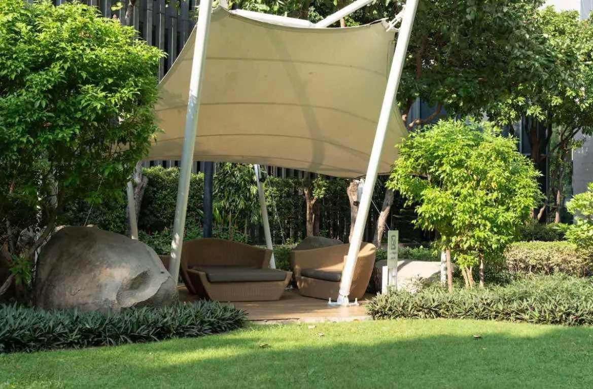 Ideo Mobi Condo Bangkok Exterior foto